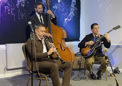 ADRIAN COX TRIO – ‘MAKIN RUNS’ project